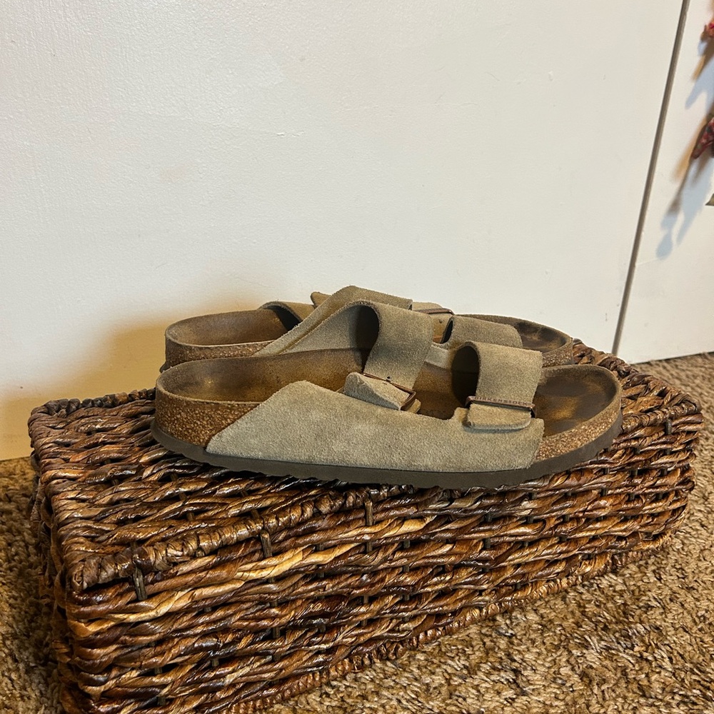 Birkenstock soft leather sandals